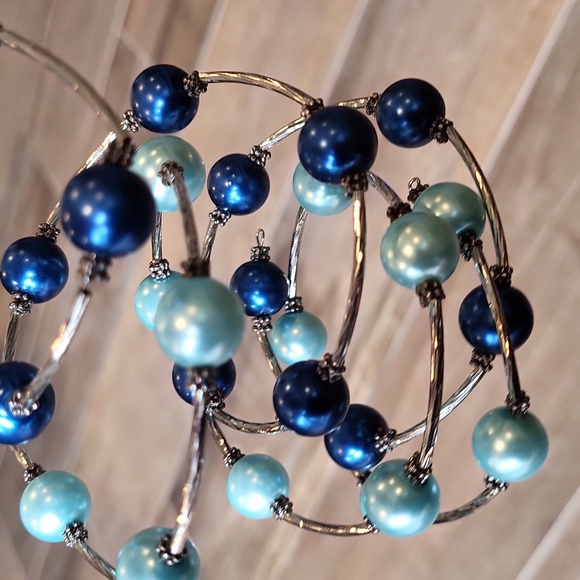 Vintage Beaded Silver Tone Accordion Bracelets - Picture 10 of 10